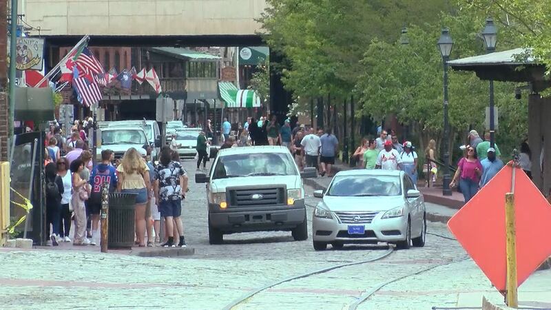 The City of Savannah has announced that bars can open on Sunday for the July 4th holiday.