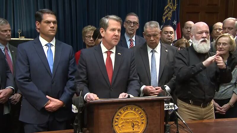 Gov. Brian Kemp encouraging schools to close for two weeks due to coronavirus concerns