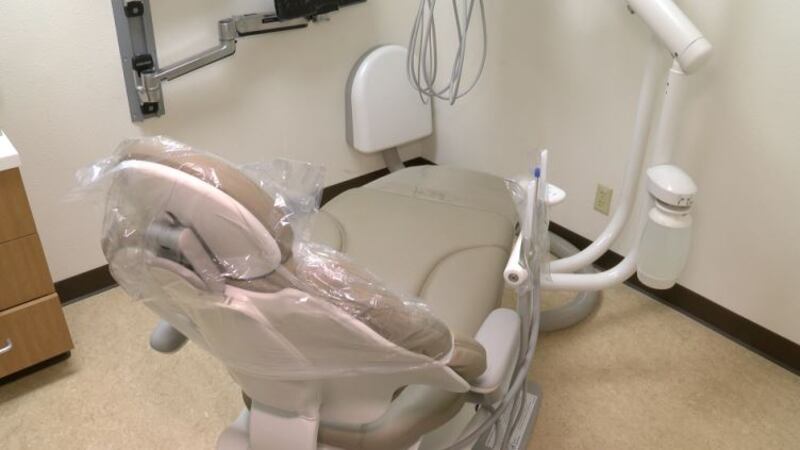 A new dental clinic opens in Laie.