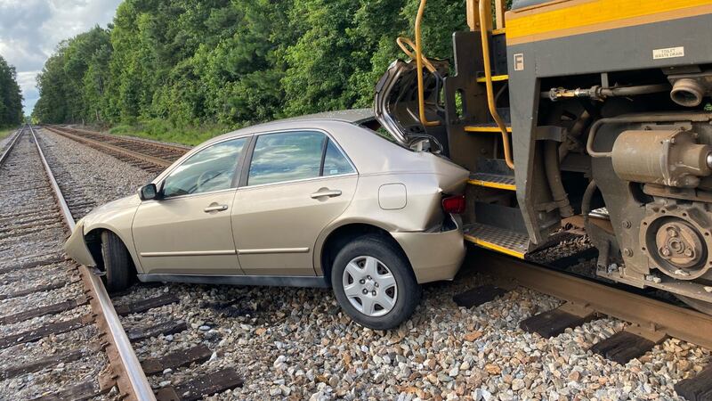 The City of Port Wentworth says Meinhard Road is closed in all directions at the railroad...